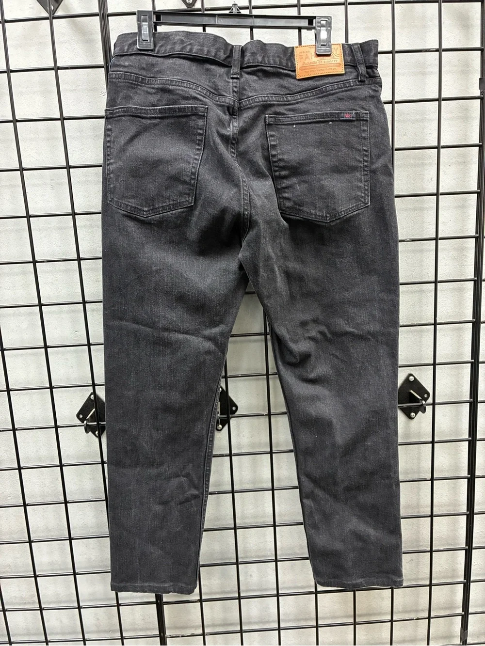 Faherty Coal Creek Wash Slim Straight Denim Jean Organic Cotton 33 x 28* Stretch